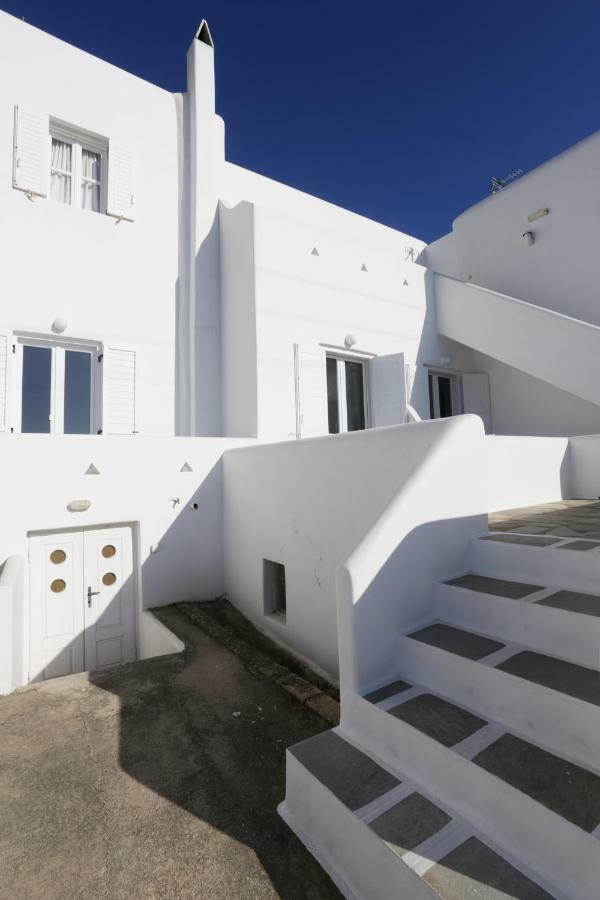 Morfoula's 2* Mykonos Town